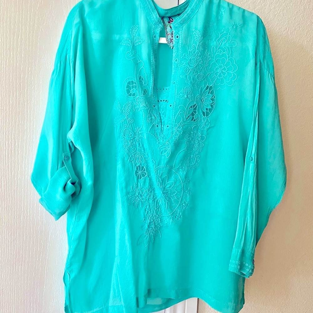 Johnny Was gorgeous top tunic with eyelets and embroidery. Turquoise